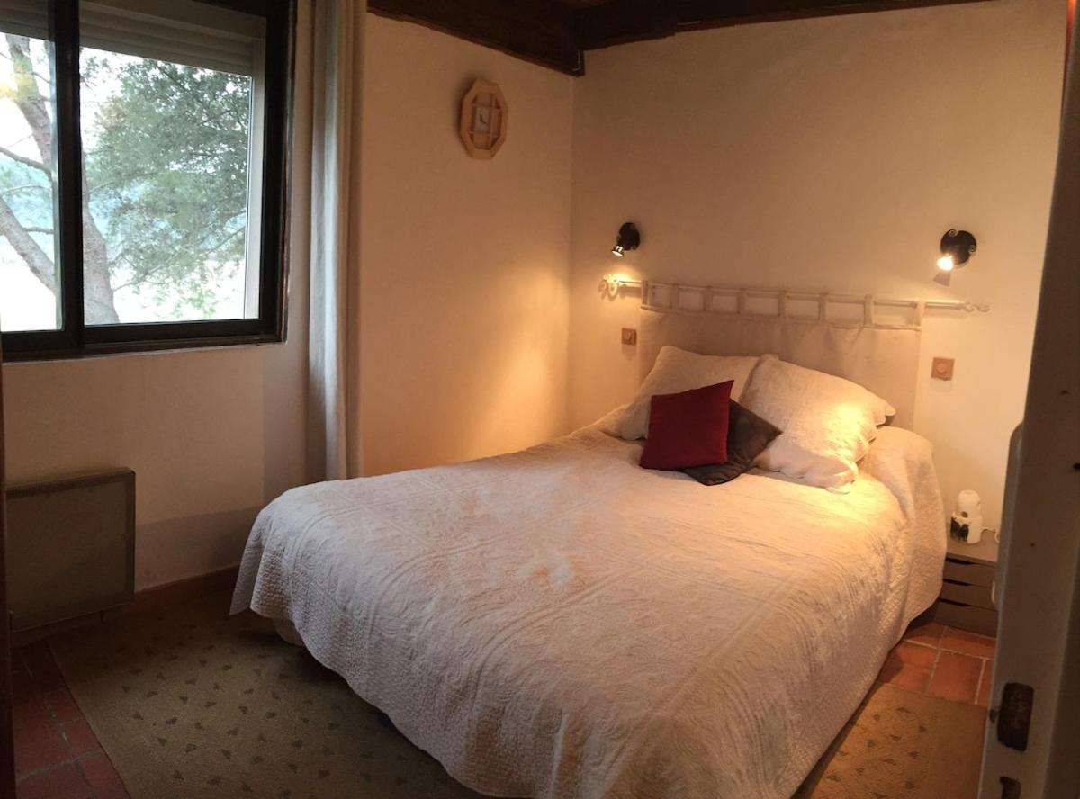 Le Castellas - Gite En Pleine Nature Montmirat Exterior foto